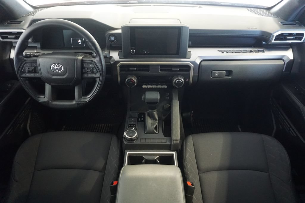 Used 2025 Toyota Tacoma SR5 AWD/4WD image 23