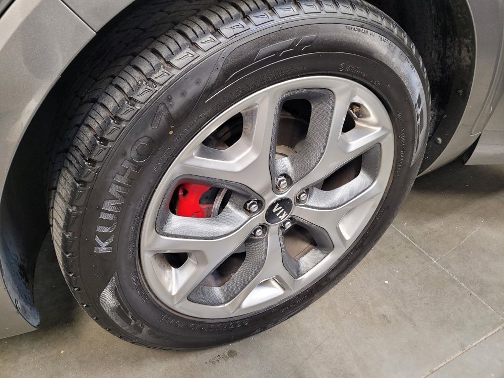 Used 2019 Kia Sorento SX image 31