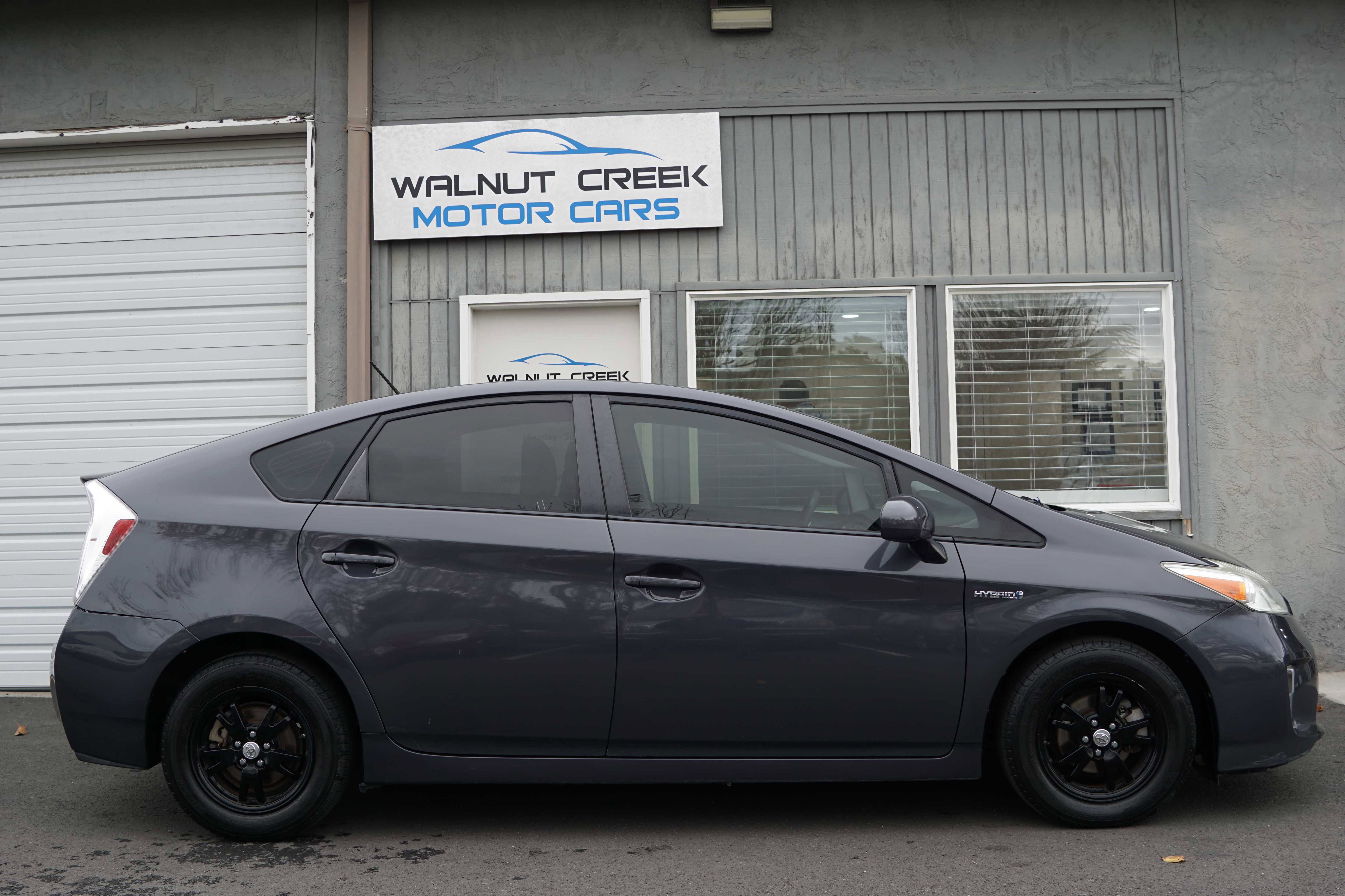 Used 2015 Toyota Prius Two image 24