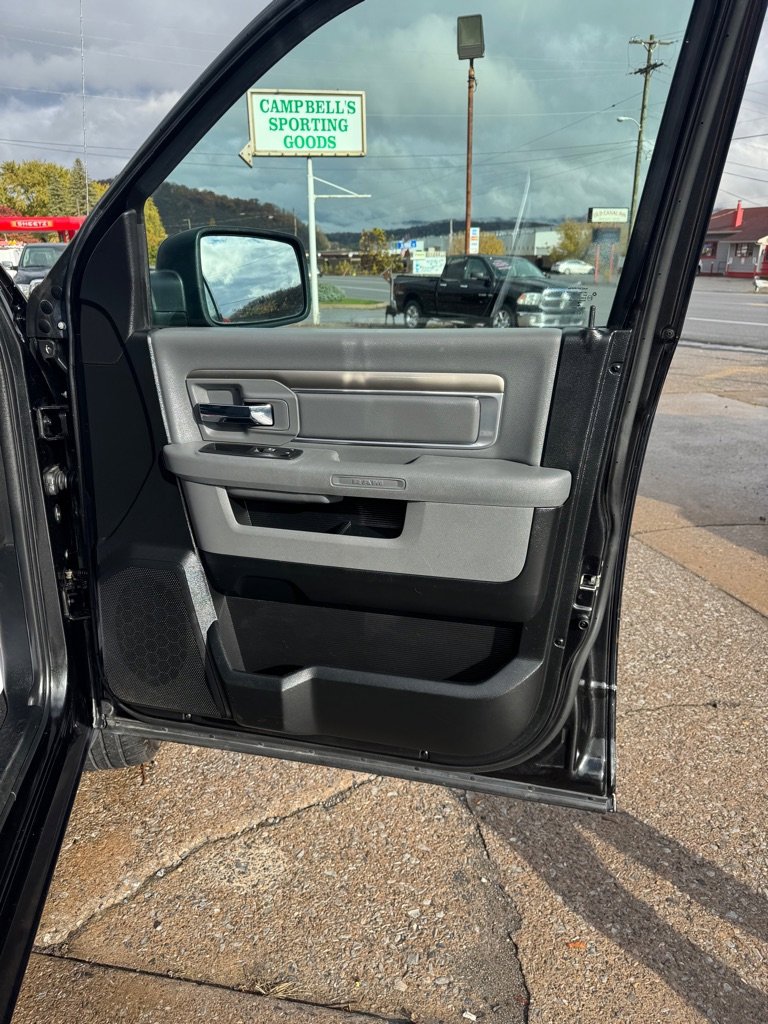 Used 2018 RAM 1500 Big Horn image 46
