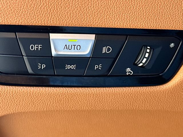 Used 2026 BMW 330i xDrive Sedan AWD/4WD image 24
