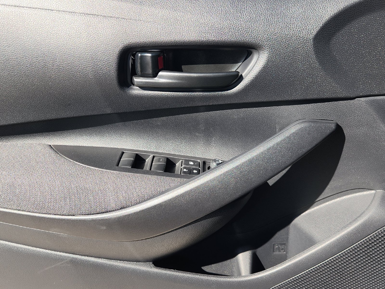 New 2027 Toyota Corolla LE FWD image 22