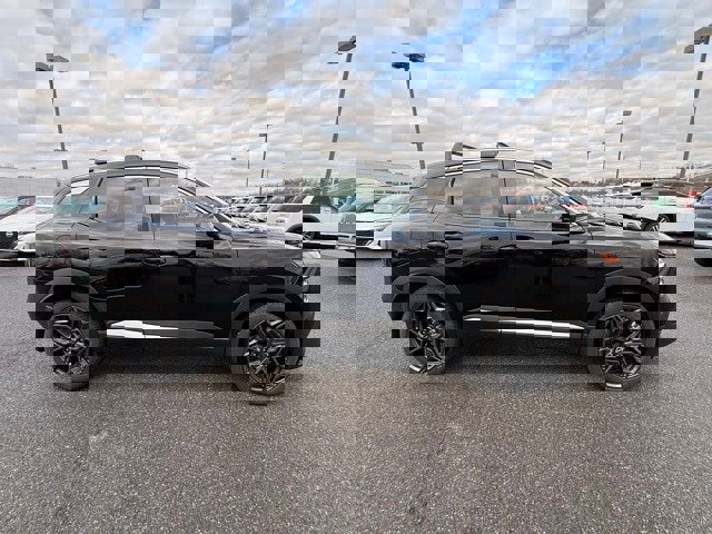 New 2026 Nissan Kicks SR w/ SR Premium Package image 4