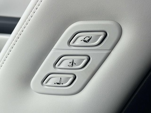 New 2026 Hyundai Palisade Calligraphy FWD image 18