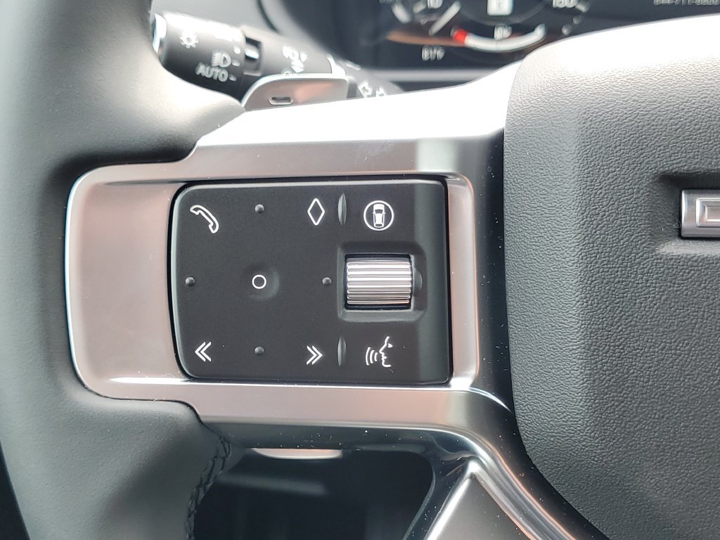 New 2026 Land Rover Discovery Dynamic SE AWD/4WD image 17