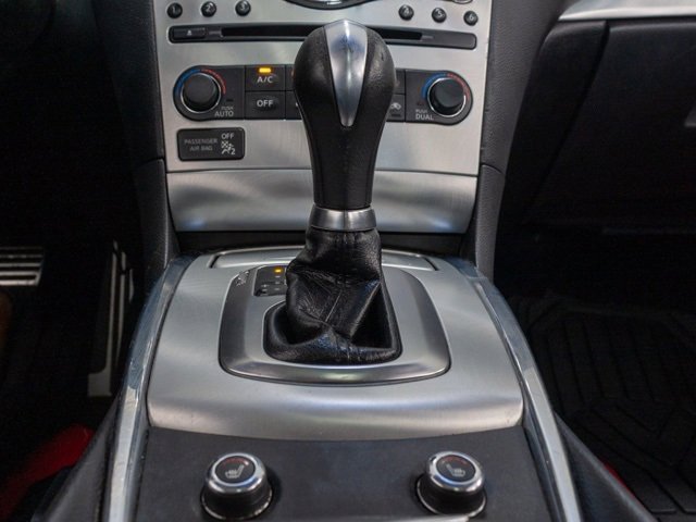 Used 2013 INFINITI G37 Journey w/ Premium Pkg image 15