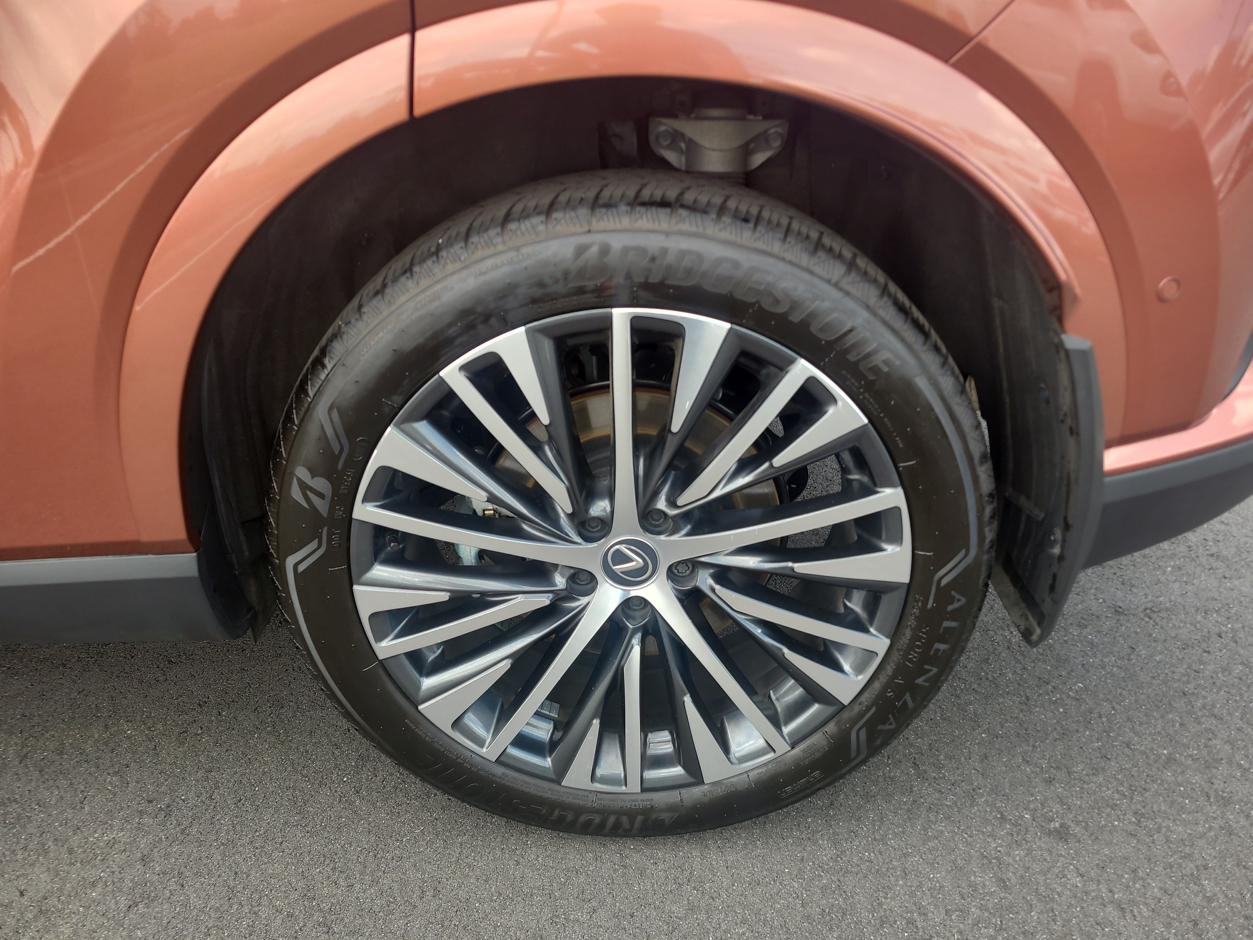 Used 2025 Lexus RX 350 Premium Plus w/ Convenience Package AWD/4WD image 10