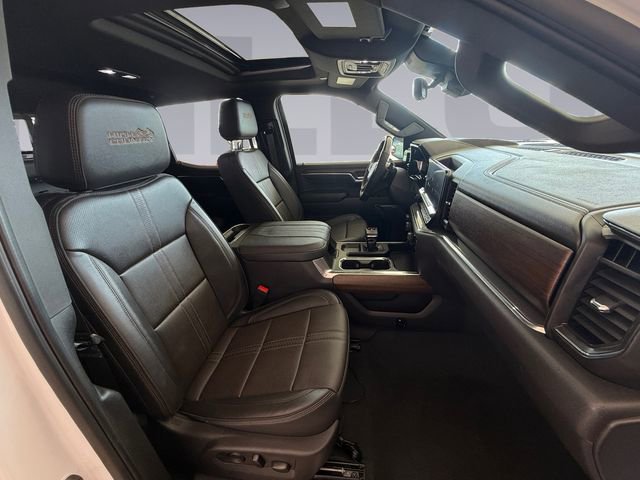 Used 2024 Chevrolet Silverado 1500 High Country w/ High Country Premium Package image 17