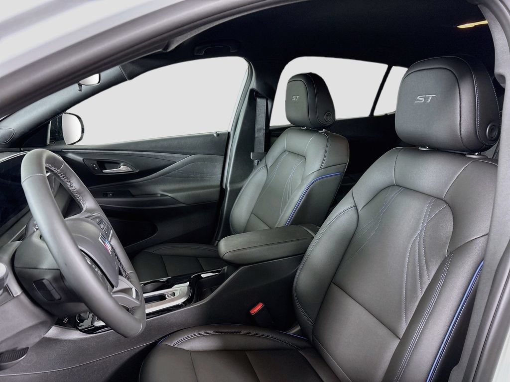 New 2026 Buick Envista Sport Touring w/ Convenience I Package FWD image 19
