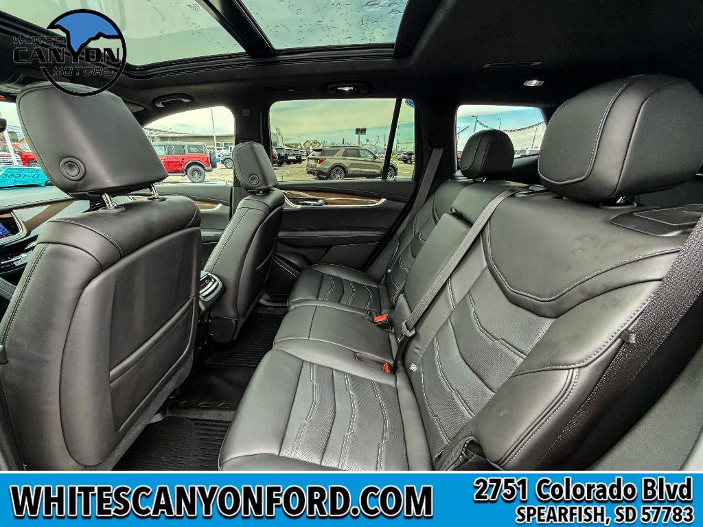 Used 2025 Cadillac XT6 Sport w/ Platinum Package AWD/4WD image 9