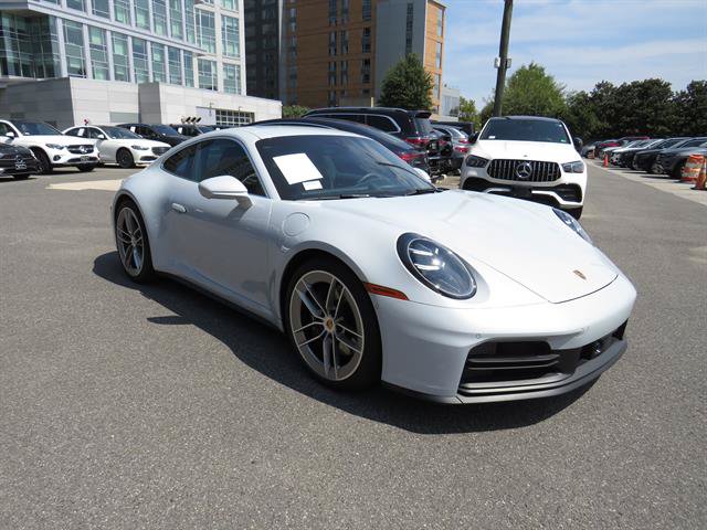 Used 2025 Porsche 911 Carrera RWD image 5