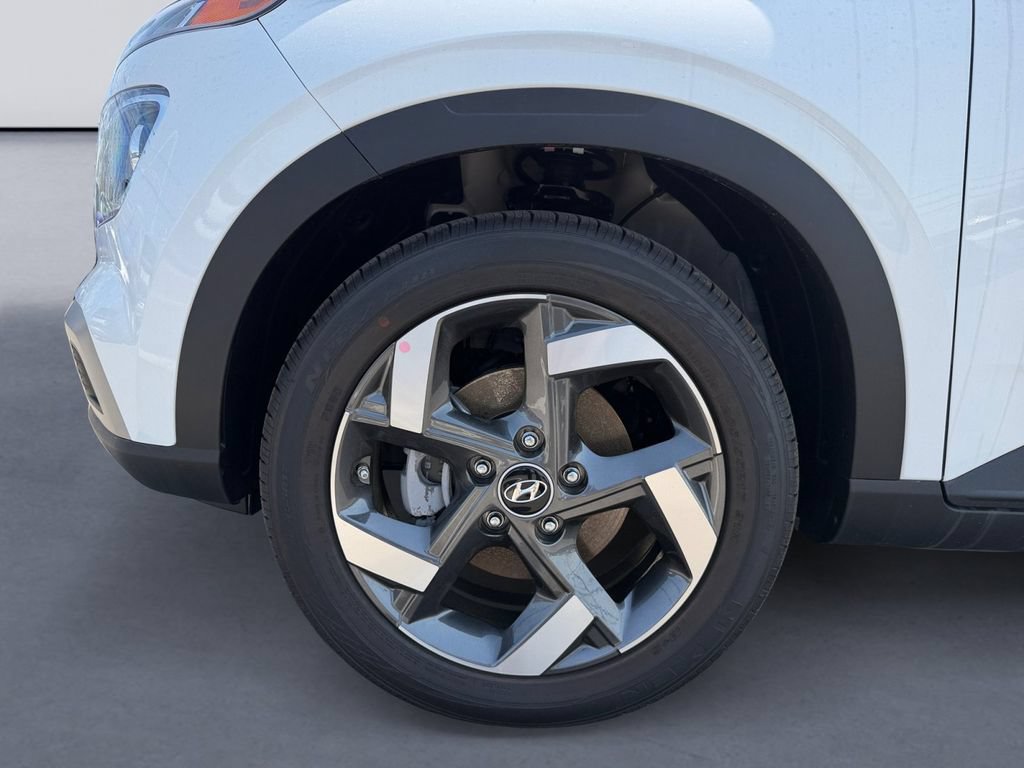 New 2026 Hyundai Venue SEL FWD image 9