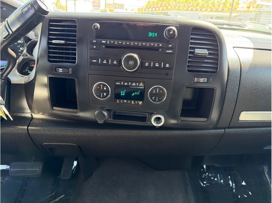 Used 2008 Chevrolet Silverado 2500 LT w/ 1LT Convenience Package RWD image 9