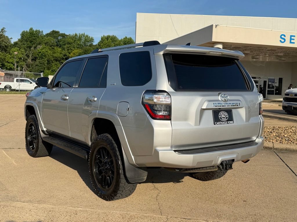 Used 2023 Toyota 4Runner SR5 AWD/4WD image 3