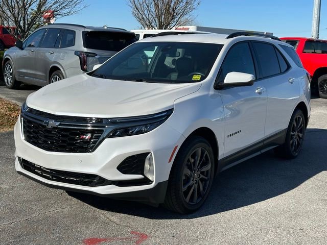 Used 2022 Chevrolet Equinox RS w/ RS Leather Package image 3