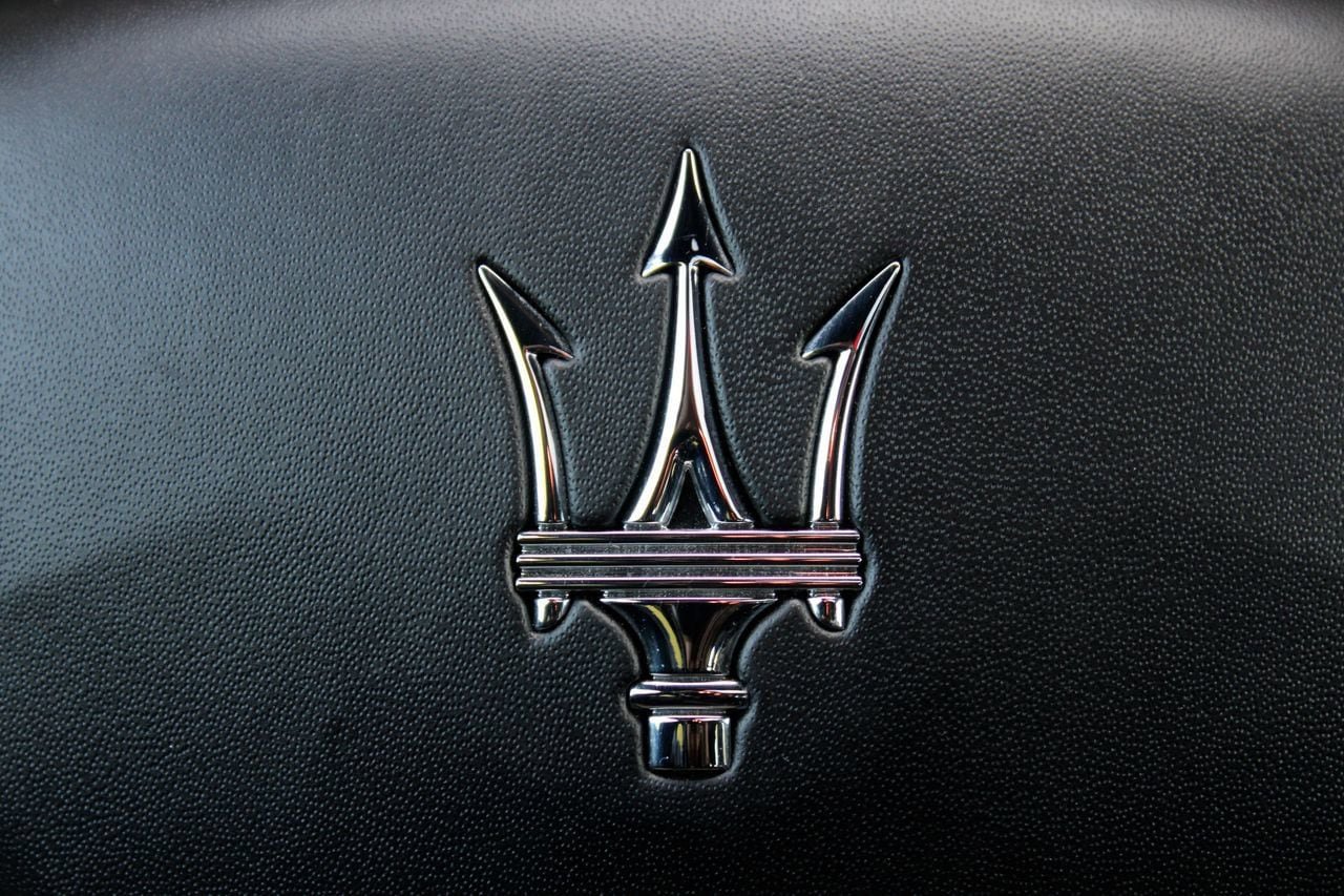 Used 2020 Maserati Quattroporte S GranSport Q4 AWD/4WD image 35