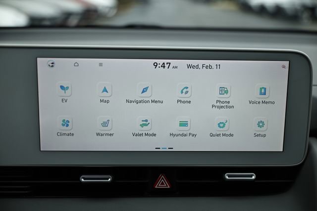 Used 2022 Hyundai Ioniq 5 SE image 32