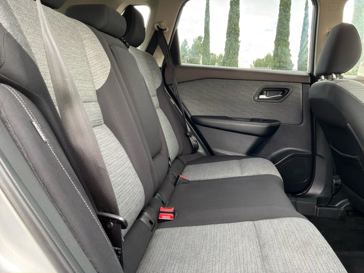 Used 2021 Nissan Rogue SV FWD image 20