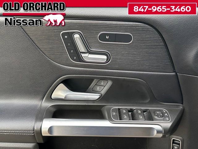 Used 2021 Mercedes-Benz GLB 250 4MATIC image 7
