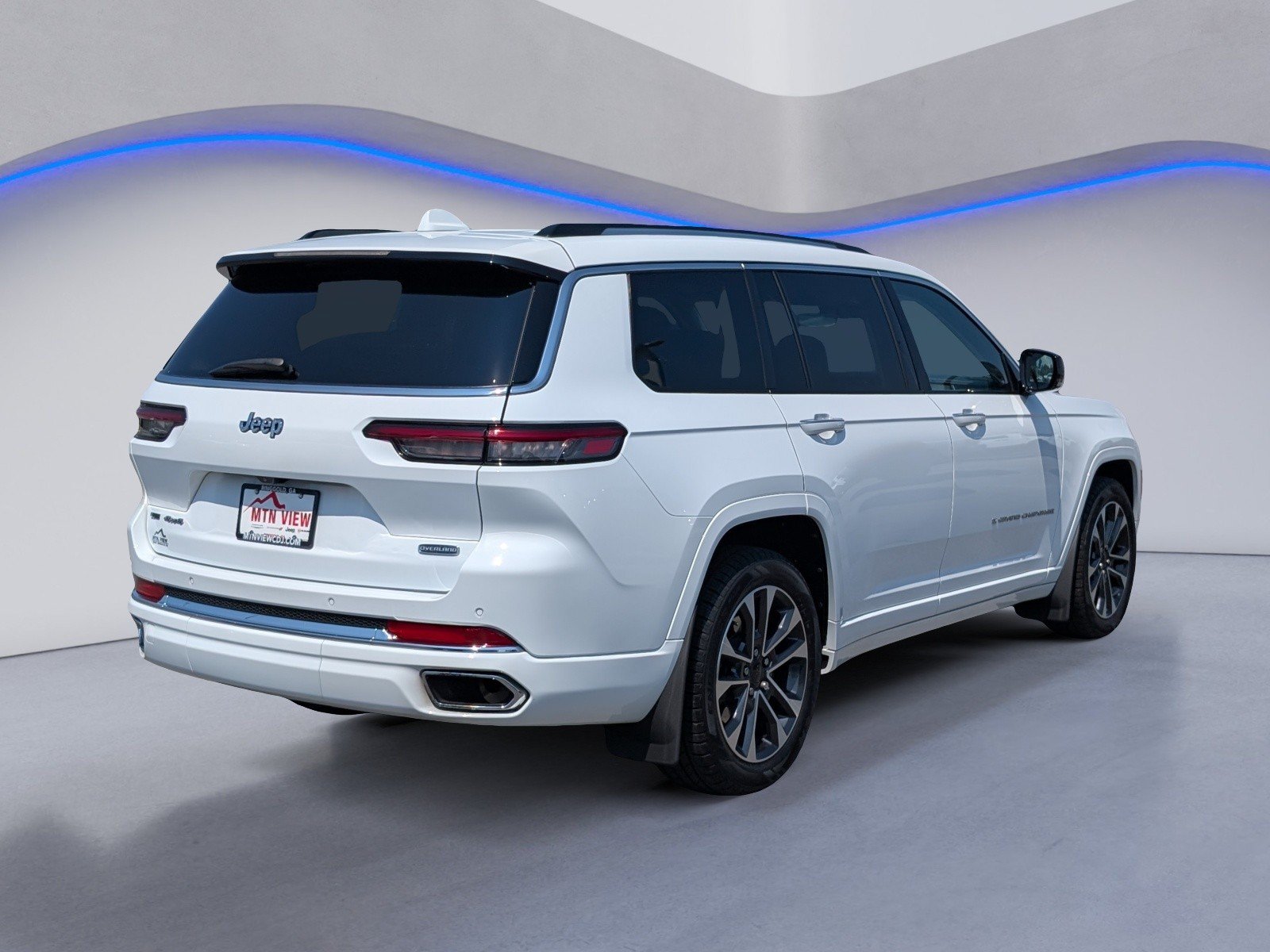 Used 2021 Jeep Grand Cherokee L Overland AWD/4WD image 9