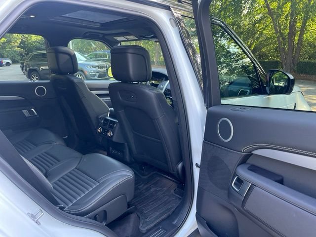 Certified 2025 Land Rover Discovery Dynamic SE AWD/4WD image 12