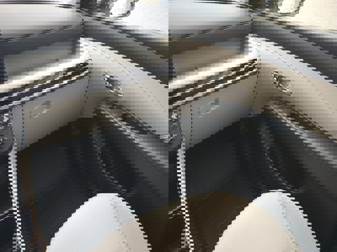 Certified 2025 Hyundai Tucson SE image 15