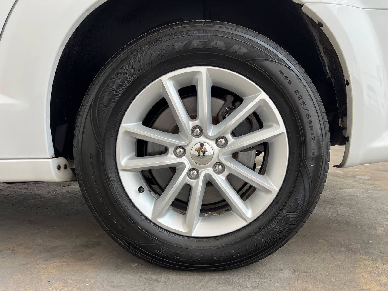 Used 2019 Dodge Grand Caravan SXT FWD image 30