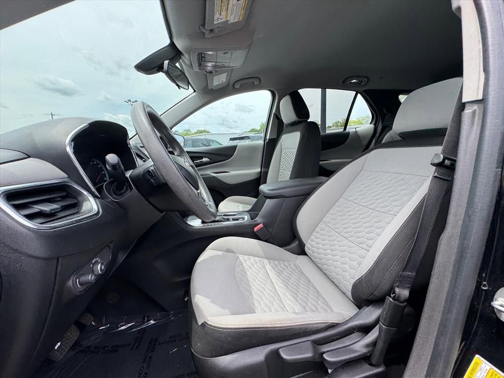 Used 2018 Chevrolet Equinox LS FWD image 14