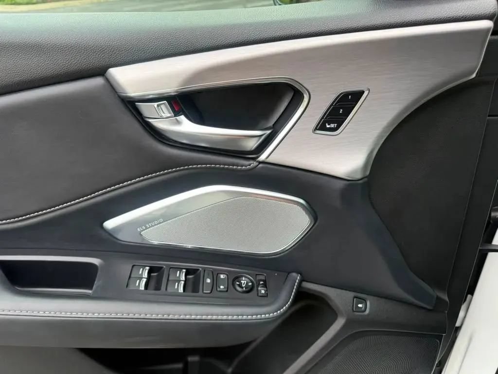 Used 2019 Acura RDX w/ Technology Package AWD/4WD image 33