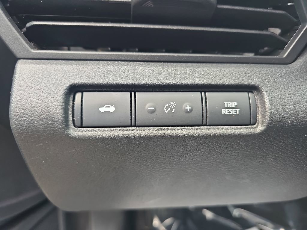 Used 2019 Nissan Altima 2.5 SR w/ SR Premium Package FWD image 18