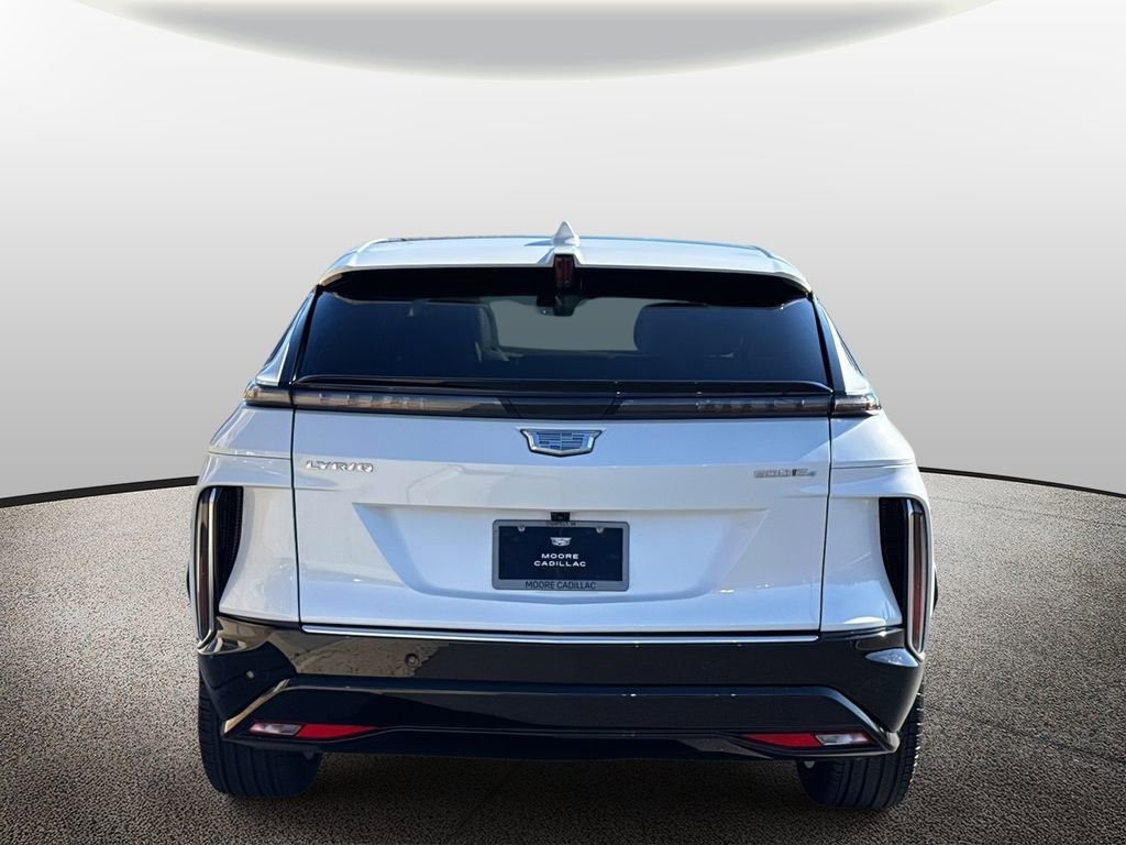 New 2025 Cadillac Lyriq Luxury AWD/4WD image 3