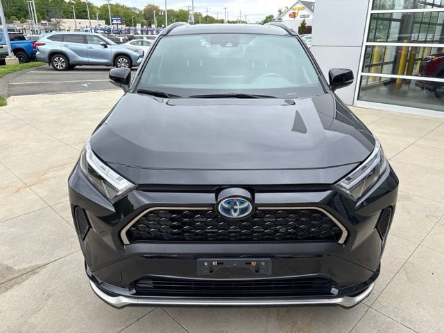 Used 2023 Toyota RAV4 SE w/ Weather & Moonroof Package AWD/4WD image 2