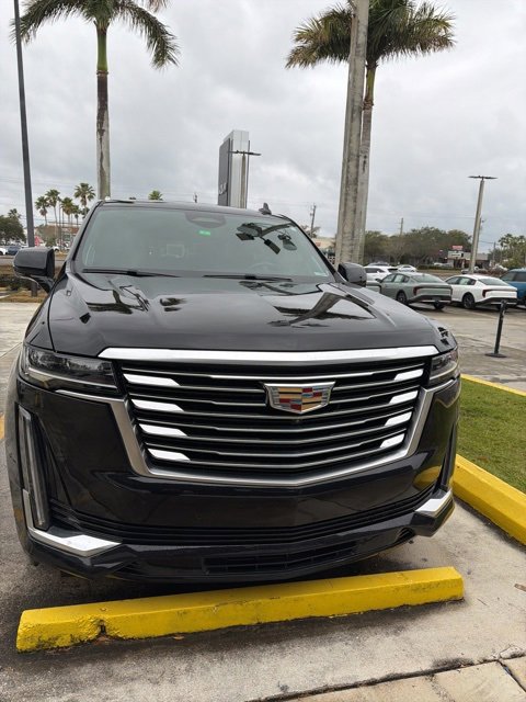 Used 2021 Cadillac Escalade Premium Luxury Platinum image 2