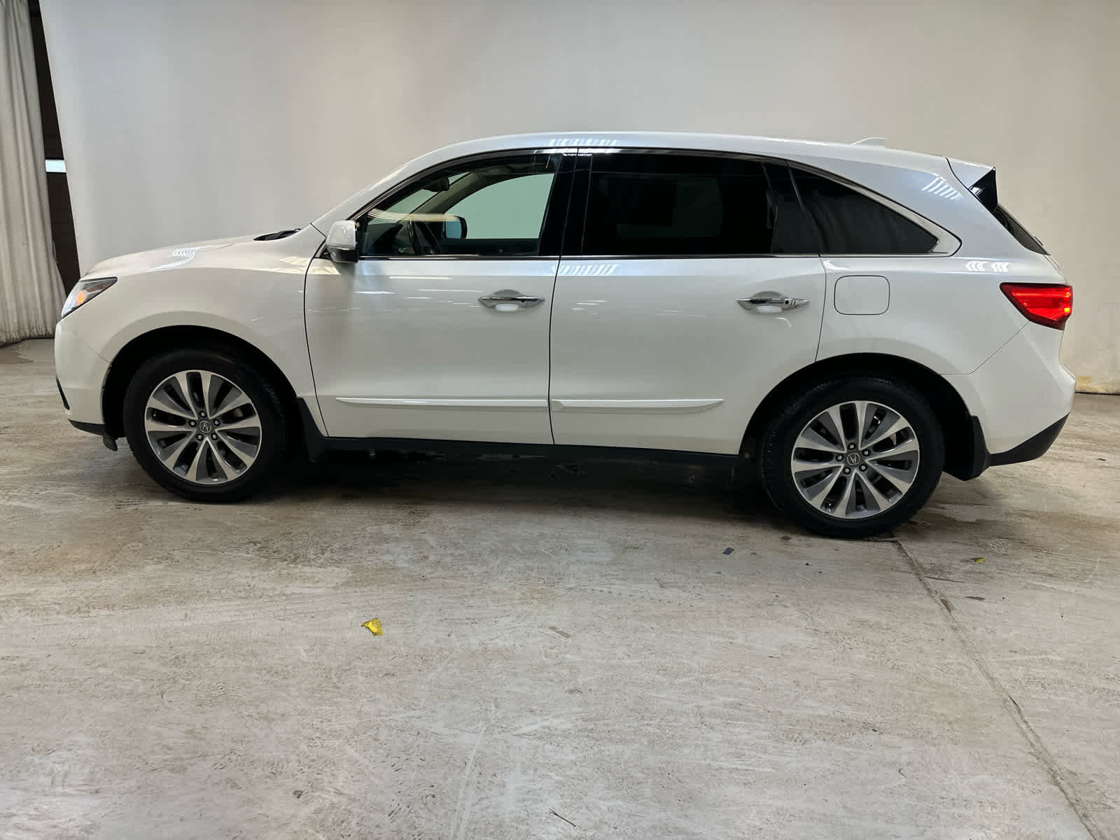 Used 2015 Acura MDX Tech Pkg image 8