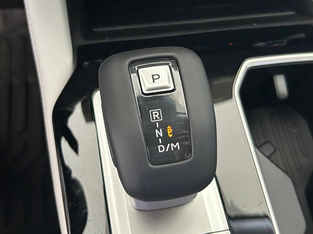 New 2026 Mitsubishi Outlander SE FWD image 8