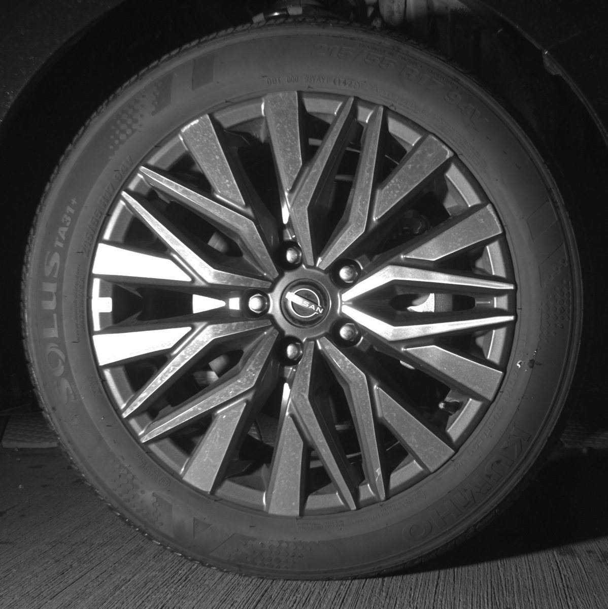 Used 2025 Nissan Altima 2.5 SV image 13