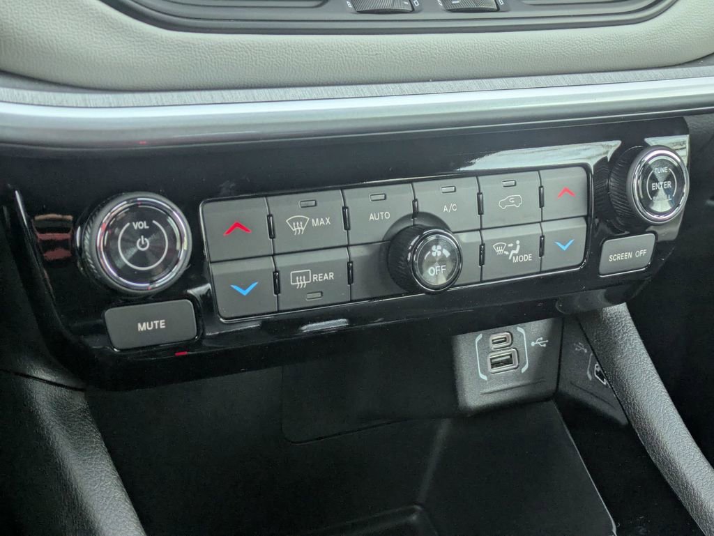 New 2026 Jeep Compass Limited AWD/4WD image 21