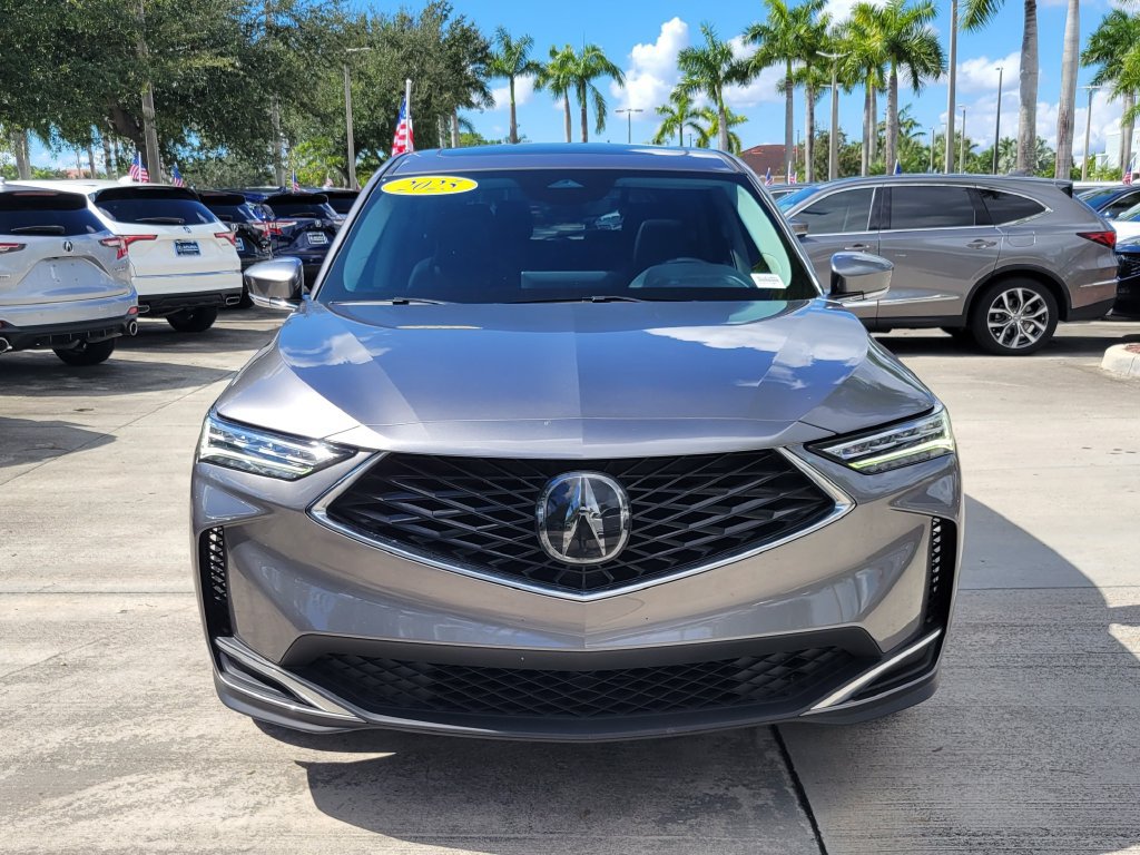 Used 2025 Acura MDX FWD image 2