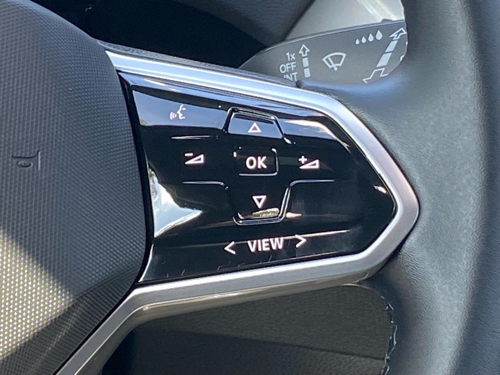 Certified 2023 Volkswagen ID.4 S RWD image 8