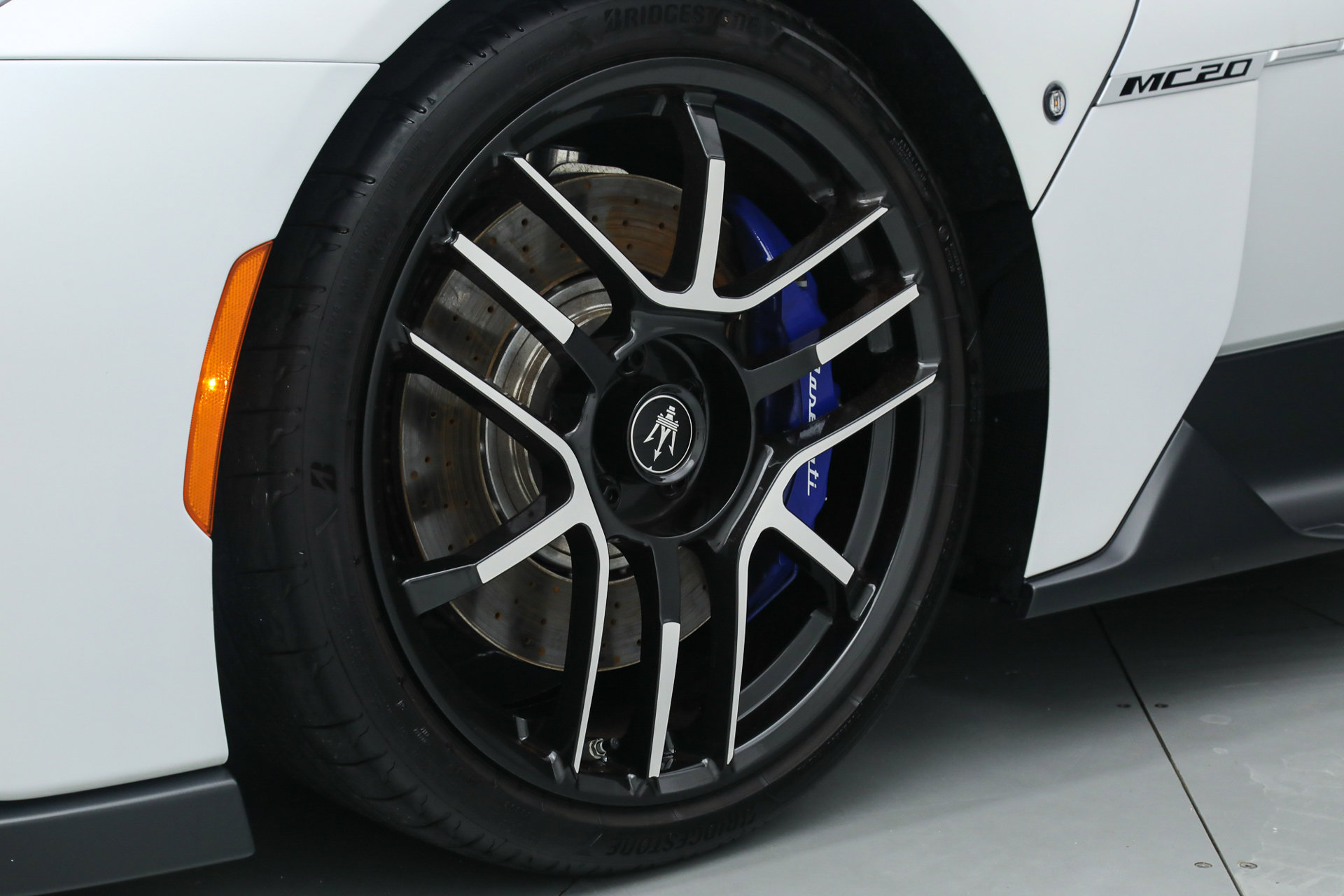 Certified 2022 Maserati MC20 Coupe image 16