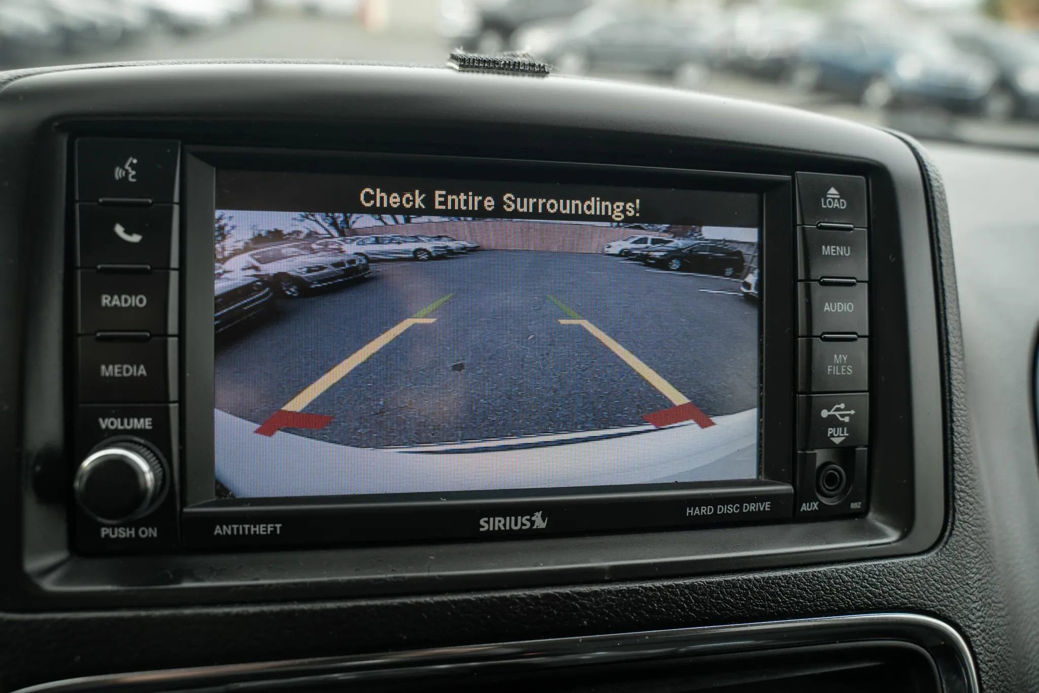 Used 2019 Dodge Grand Caravan SE w/ UConnect Hands-Free Group image 19