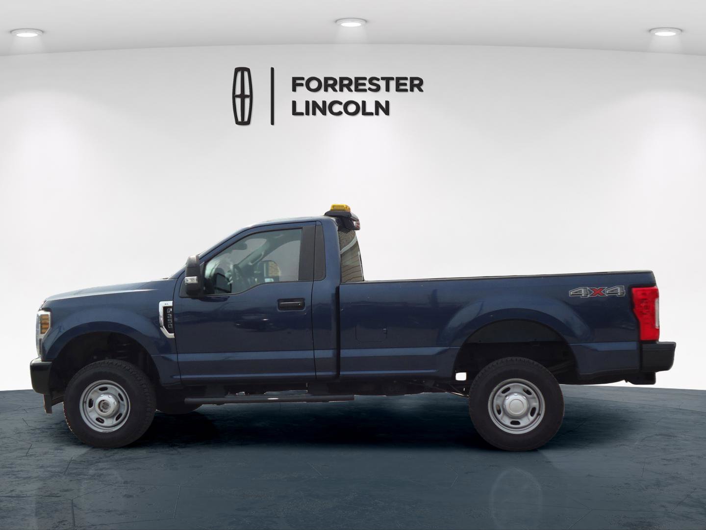 Used 2018 Ford F250 XL w/ Power Equipment Group image 6