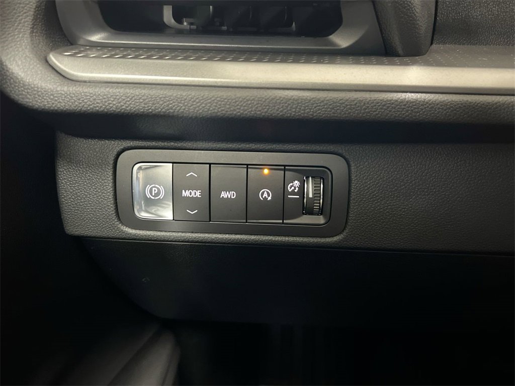 New 2026 Chevrolet Traverse LT w/ Driver Confidence Package image 18