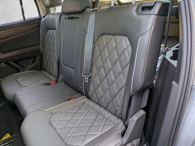 New 2026 Volkswagen Atlas SEL Premium R-Line AWD/4WD image 11