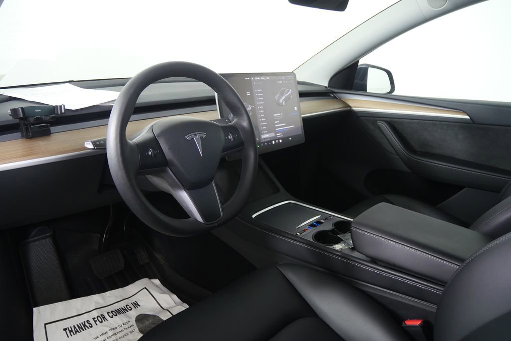 Used 2023 Tesla Model Y Long Range image 12