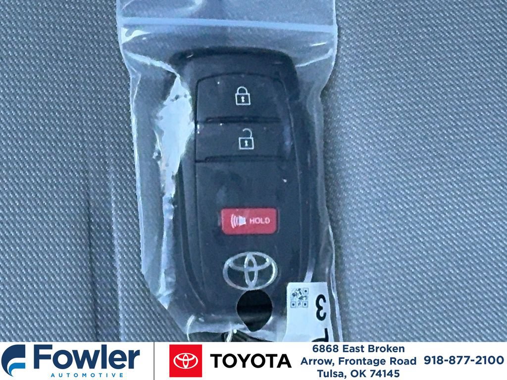 Certified 2025 Toyota Tacoma TRD Off-Road w/ TRD Off Road Upgrade Package AWD/4WD image 36