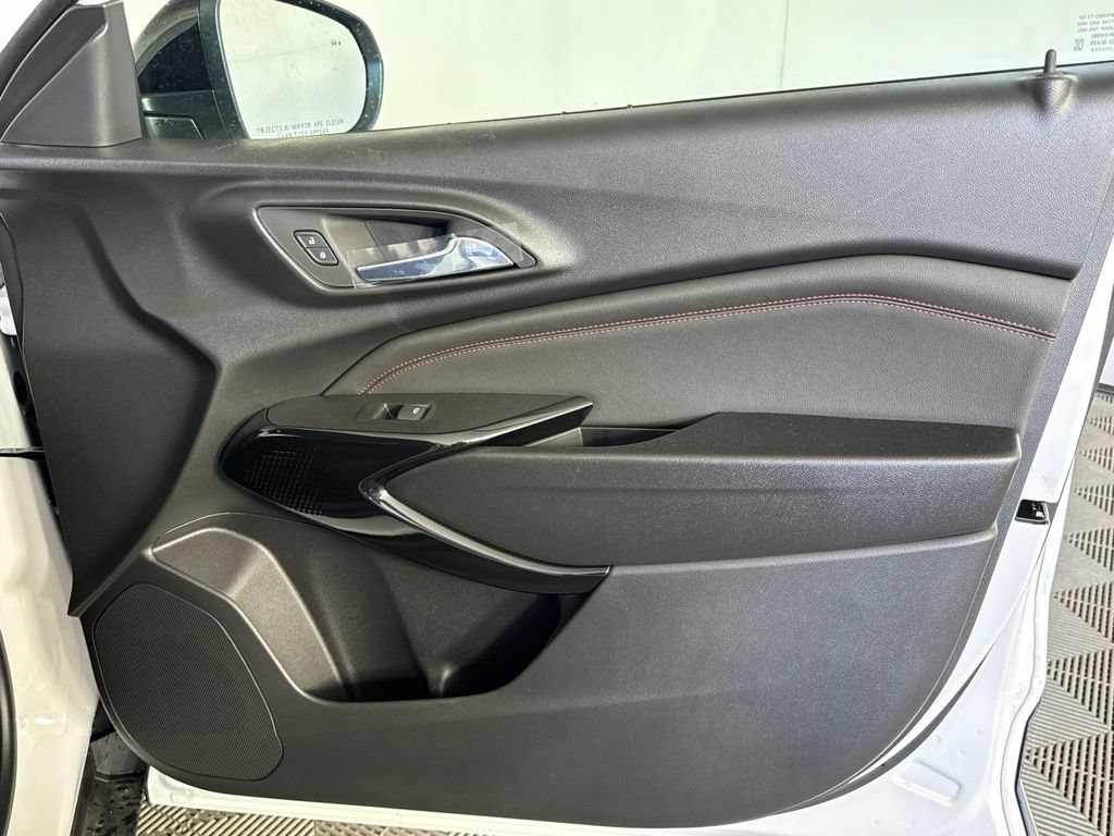 New 2026 Chevrolet Trax RS w/ Driver Confidence Package FWD image 37