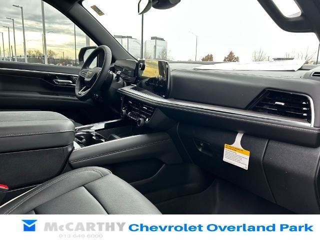 New 2026 Chevrolet Suburban Premier w/ Sun And Tow Package AWD/4WD image 29