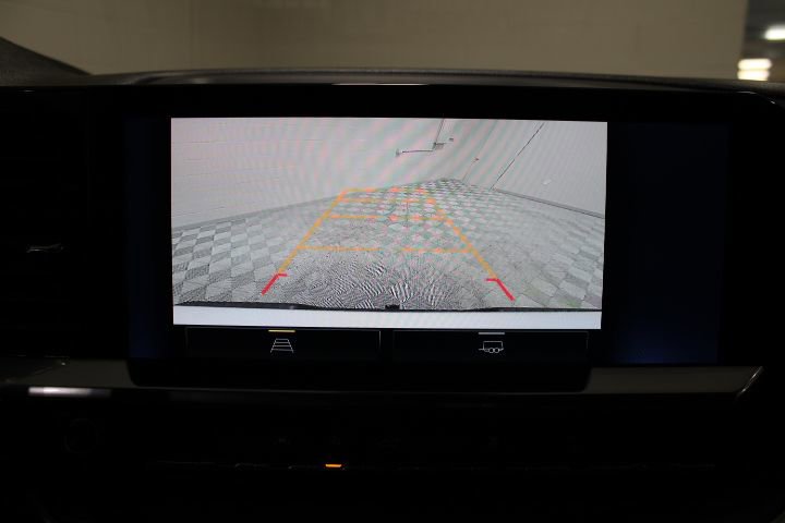 Used 2023 Chevrolet Silverado 1500 LT Trail Boss w/ Protection Package image 4