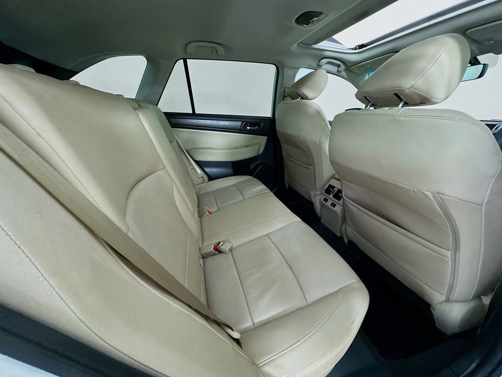 Used 2017 Subaru Outback 2.5i Limited AWD/4WD image 37